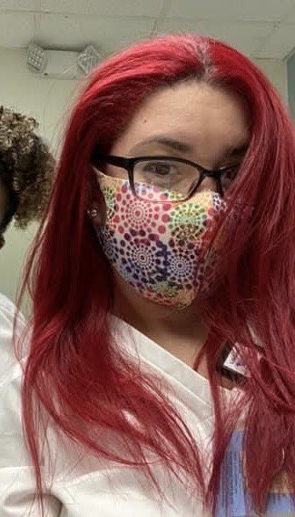 ChecheDebbie's tweet photo. Yo nací para ser pelirroja intensa 💁🏻♀️ (tengo hasta la personalidad xD). Cambie de estilista y hoy comienzo con la nueva 🫣
Misión: volver a mis orígenes (foto 1-3) o estar aun más 🍒💣 💥 (foto 4)
Sera un proceso lento pero espero que se dé 😌🤞🏻
#SignatureColor https://t.co/fa2w0EGDMf