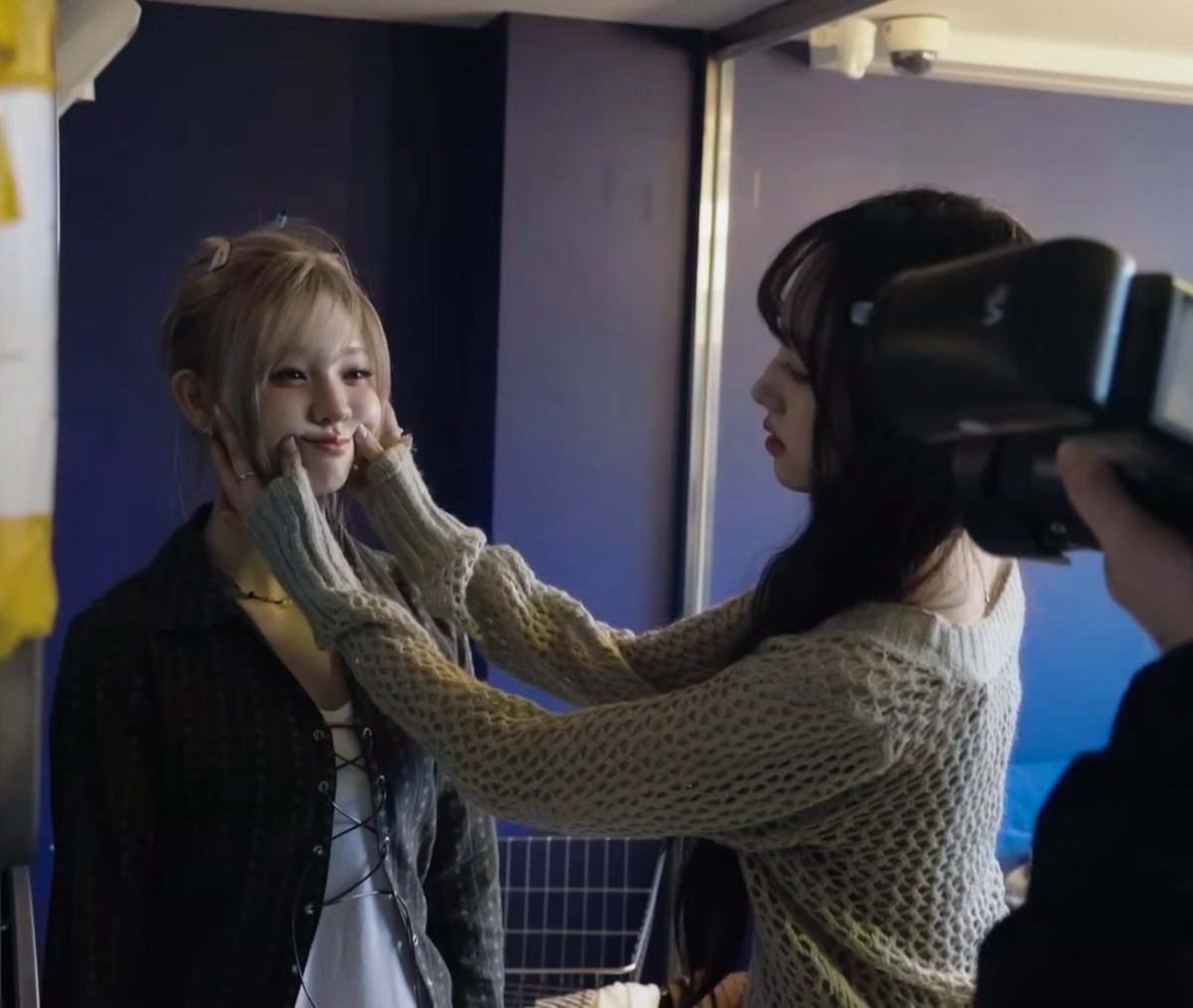 the art                                   the artist