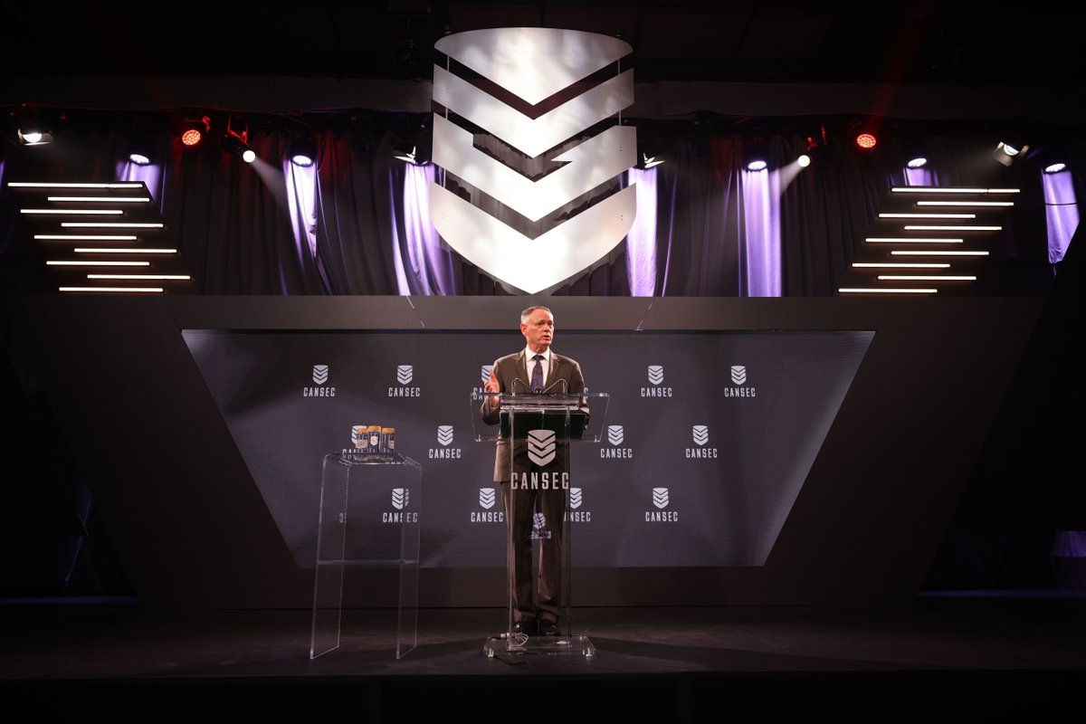 General Dynamics Mission Systems–Canada (@gdms_c) on Twitter photo “I’ve been struck by the deep sense of shared purpose I’ve seen – across government and industry – to strengthen our defence capabilities, and ensure our people are equipped for today’s challenges and tomorrow’s threats.”
The Honourable <a href="/DavidMcGuinty/">David McGuinty</a>, Canada’s newly appointed “I’ve been struck by the deep sense of shared purpose I’ve seen – across government and industry – to strengthen our defence capabilities, and ensure our people are equipped for today’s challenges and tomorrow’s threats.”
The Honourable <a href="/DavidMcGuinty/">David McGuinty</a>, Canada’s newly appointed