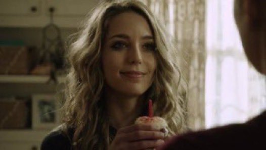 THEH0RRORKID's tweet image. Happy Birthday to horror royalty, Jessica Rothe!