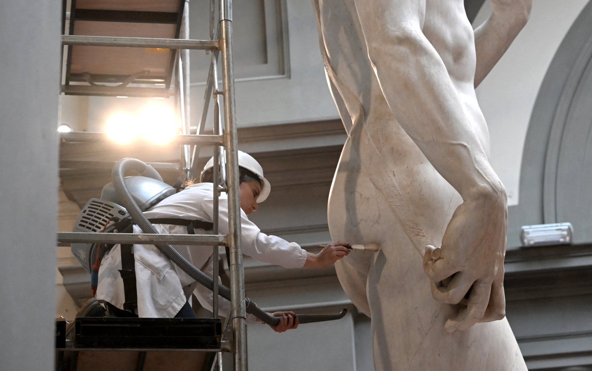 The People Who Clean the Ears of Lincoln (And Other Statues) - A collection of images of the varied workers and techniques used to maintain some of the world’s largest and most prominent statues and monuments. theatln.tc/VzqHYJxf