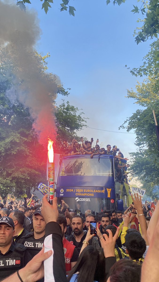 Ayakla top mu oynanır amk