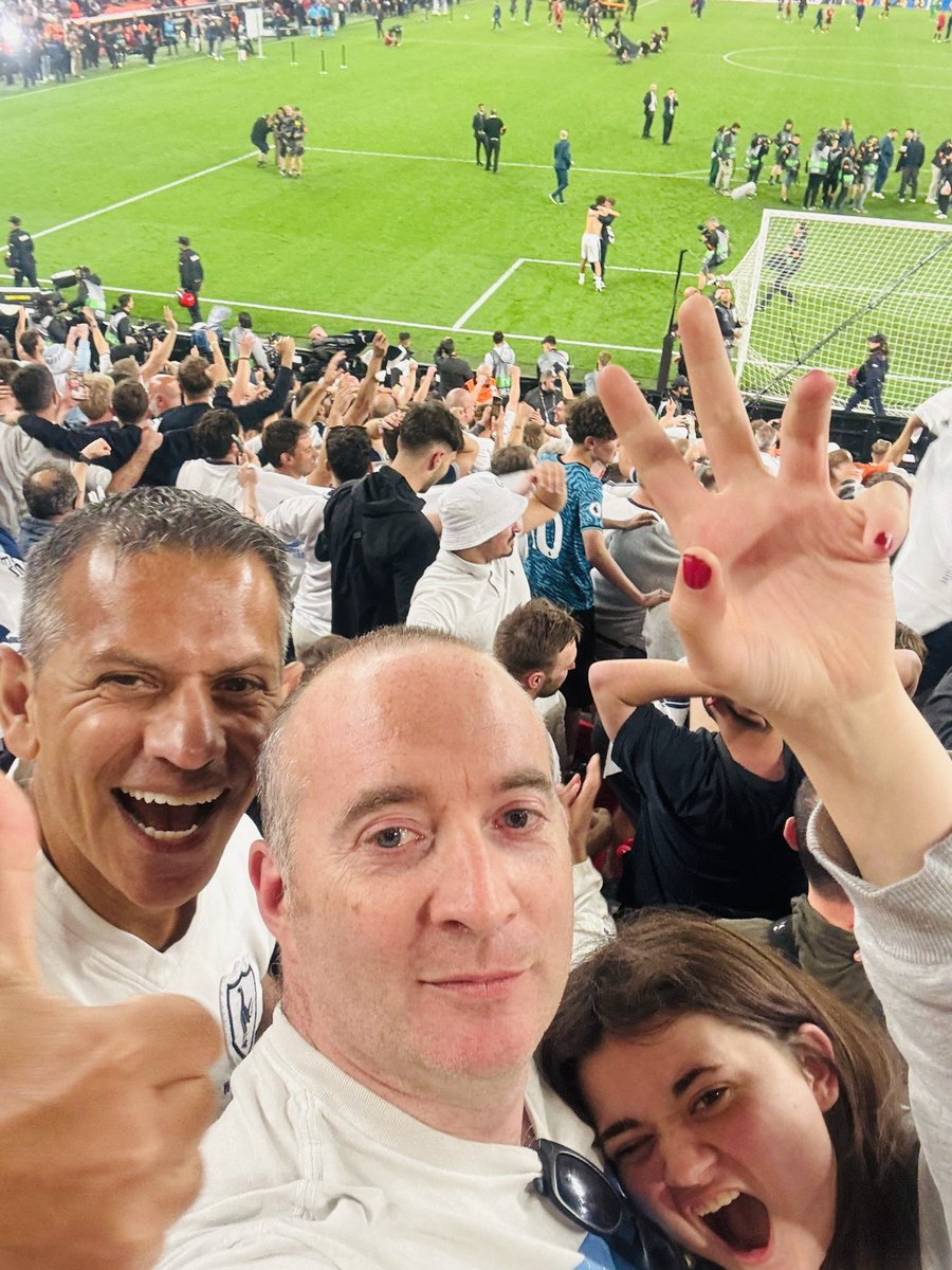 bhushansethi1's tweet image. Less than a week ago. I refuse to stop celebrating regardless of what comes next #bilbao #coys #thfc #EuropaLeagueFinal