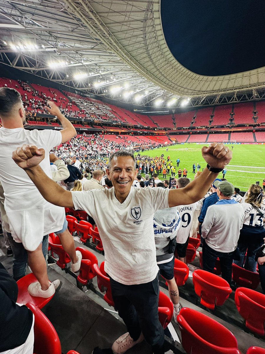 bhushansethi1's tweet image. Less than a week ago. I refuse to stop celebrating regardless of what comes next #bilbao #coys #thfc #EuropaLeagueFinal