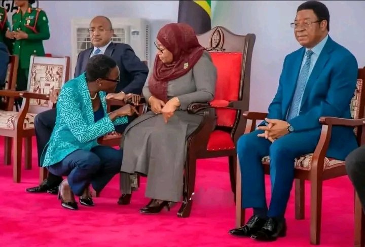 uydaf's tweet photo. @SuluhuSamia Utulivu ndani ya Utu,

Kazi na Utu, Tunasonga Mbele 💪 https://t.co/Tgm6BHowau