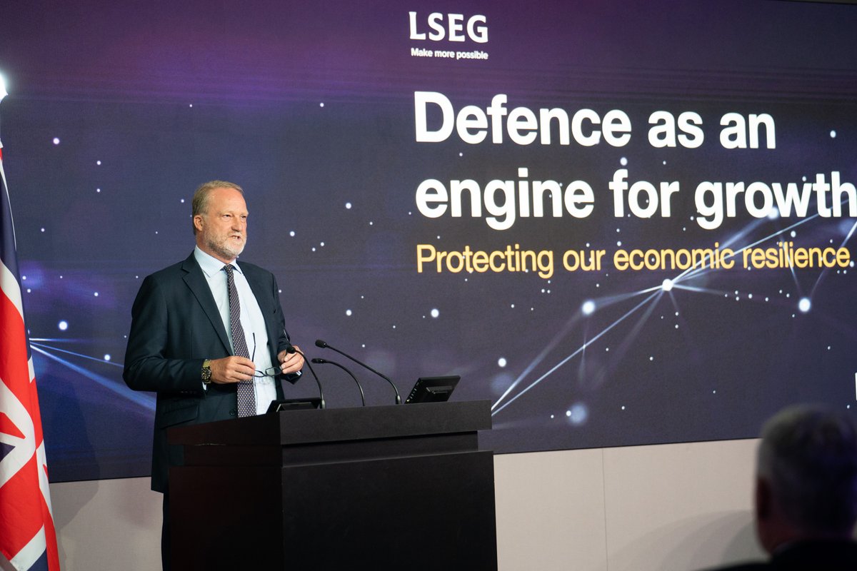 DRM_UK's tweet photo. The London Stock Exchange Group (@LSEGplc) has reaffirmed its commitment to the Armed Forces Covenant, strengthening the vital relationship between defence and industry. ✍️

More about the AFC: https://t.co/ACU3BkfKKU 
@DefenceHQ https://t.co/9MkWsSYdZn