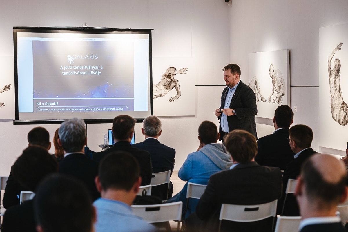 Galaxisxyz's tweet photo. Follow-up of announced partnership from March👉 

Successful delivery of proof of concept of #EBSI pilot project 🇭🇺 diplomas on blockchain, part of dDgitaleurope (20 countries ,54 institutions are participiting)

The results were presented during the GDE Fintech Gallery Budapest

Next steps 
👉 joint proposal to integrate into 🇭🇺 educational system (yearly 55k+ new diplomas, 2M+ outstanding)

👉showcase to 🇪🇺 adaptation (potential 17M+ students in higher education)

👉 Further development, focus on the micro-credential market