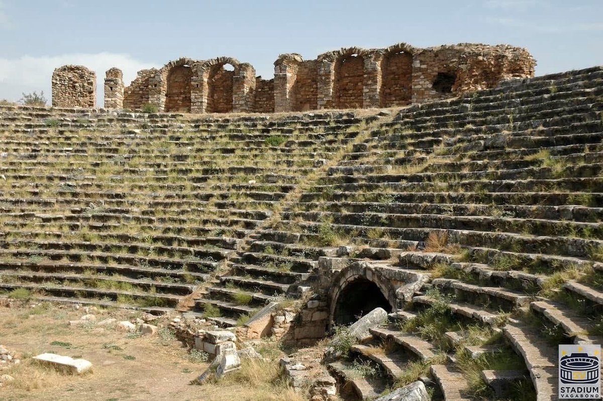 StadiumVagabond's tweet photo. Greek/Roman stadium at Aphrodisias in modern day Turkey - Capacity 30,000ish - Opened 1st century CE

#Aphrodisias #AncientStadium #GreekRuins #RomanRuins #AncientHistory #AncientCivilization #AncientRome #AncientGreece #Archaeology #AncientWorld #VisitTurkey #HistoricalSites https://t.co/gIyNdUJpa8