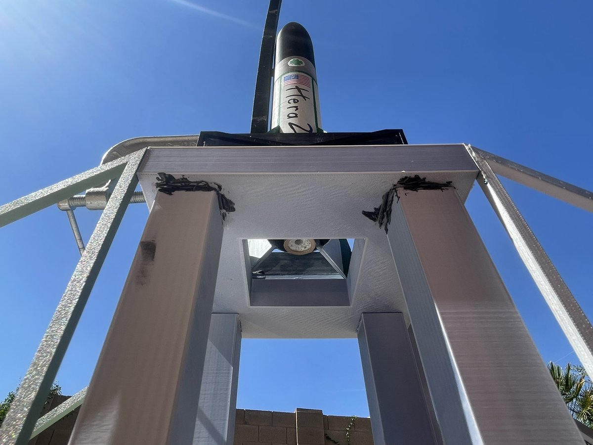 Mythostch's tweet photo. 🚨LAUNCH ALERT 🚨 
Targeting no earlier than Saturday, May 31st at 7:00PM PST for the the launch of mission H2-4! This mission will be the first of our new Hera 2 rocket dubbed “Crusade” which features numerous optimizations. https://t.co/dS7nclXgu3
