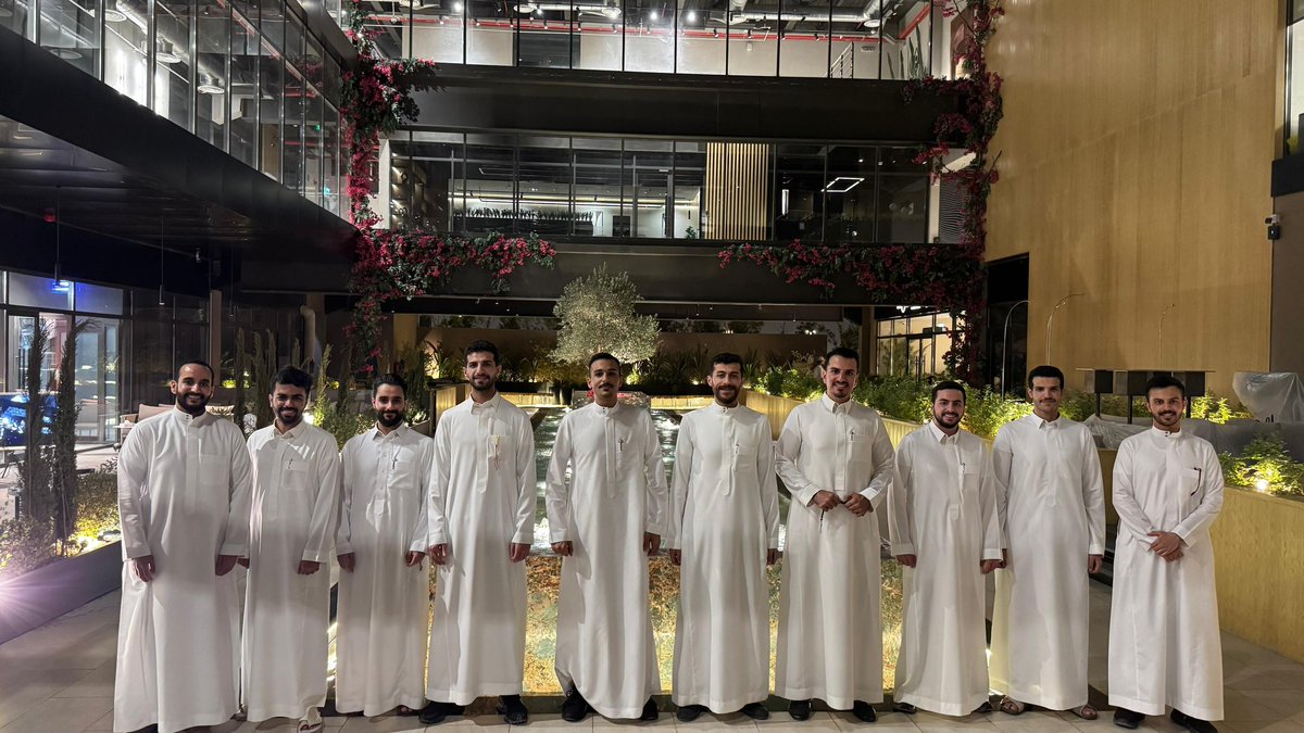 من مكاسب الدنيى
ومن فوائد طب الأسرة

د. محمد الشعلان
د. عبدالعزيز السهلي
د. محمد الحمود
د. محمد القحيز
د. عبدالرحمن الكسار
د. محمد العيسى
د. عبدالله العريني
د. محمد السبيل
د مشعل اليوسف