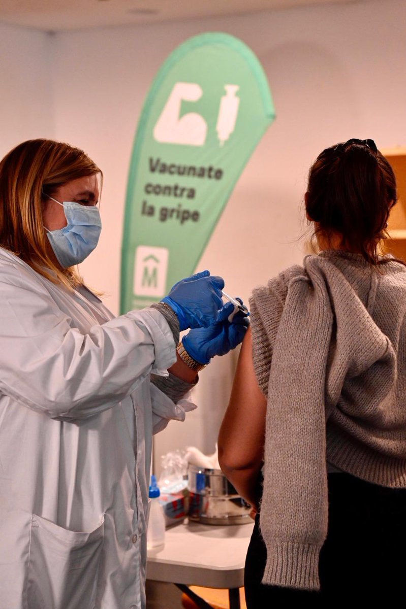 💉 Comenzó la jornada de vacunación contra la gripe en el Auditorio Nacional Adela Reta (ingreso por calle Andes). 

➡️ Hoy podés acercarte hasta las 16.30 h sin agenda previa, presentando cédula o pasaporte.

Mañana jueves el vacunatorio funcionará de 9 a 13.30 h.