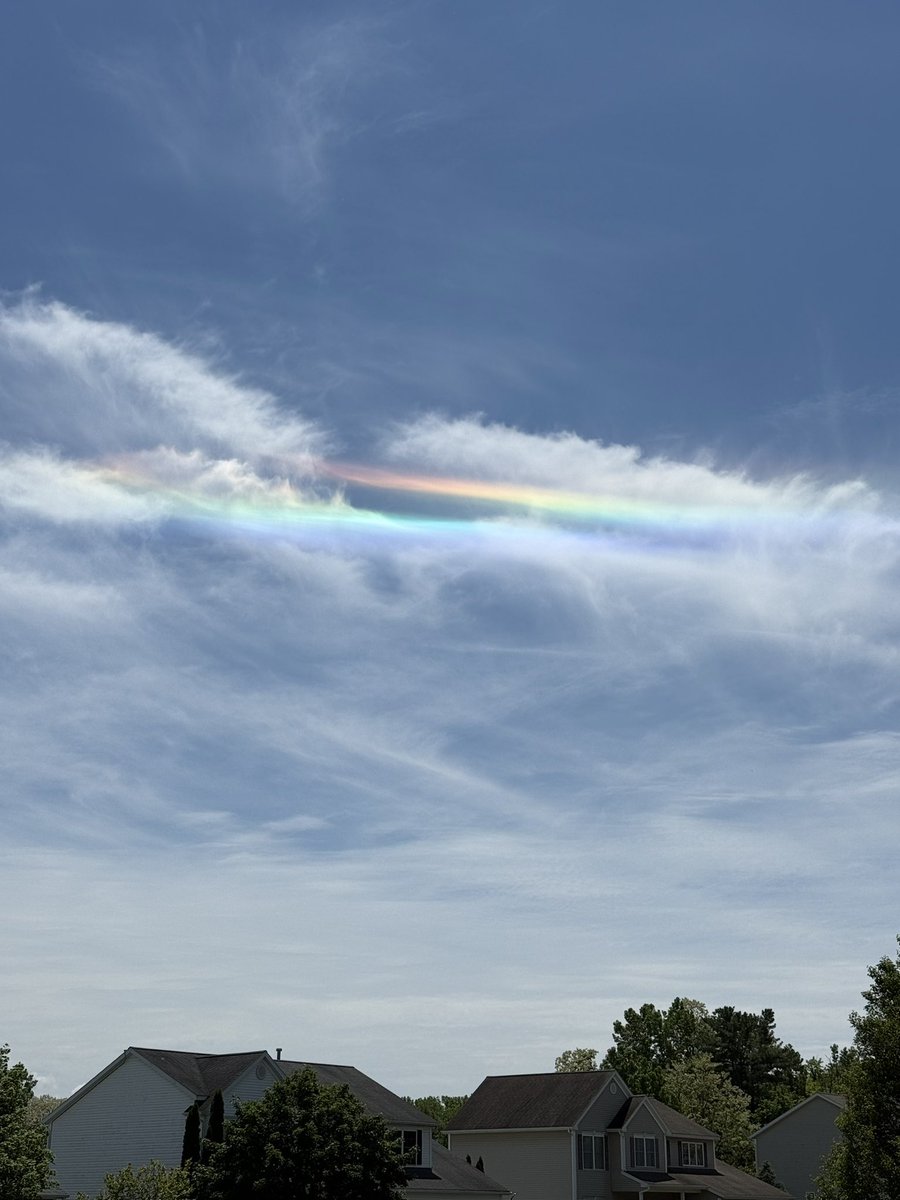 AWBElementary's tweet photo. @WNYT Horizontal rainbow stripe! Today at 12:30 pm. Spectacular! https://t.co/tECVgnjDKx