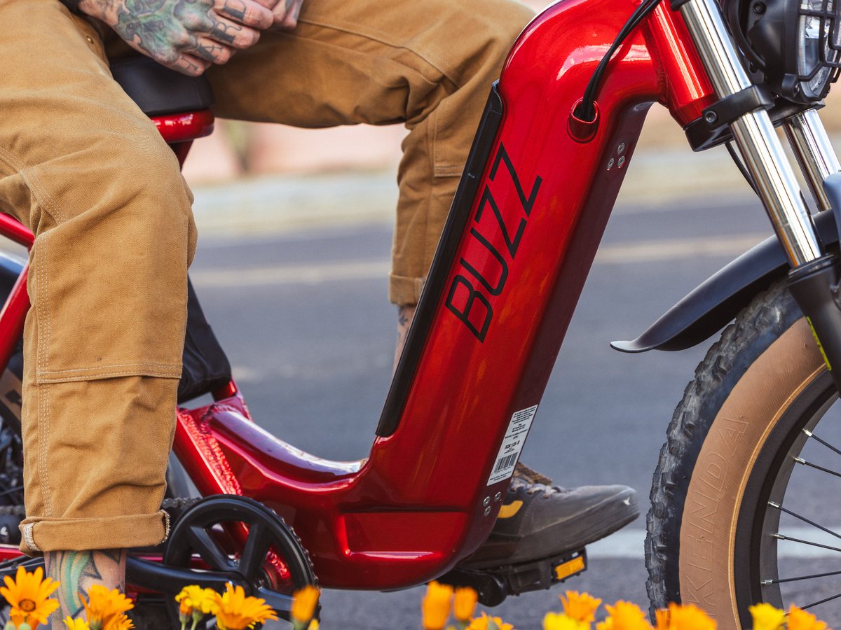 Techigar (@techigar) on Twitter photo The <a href="/BuzzBicycles/">Buzz E-Bikes</a> Drone Moto-Style eBike is oozing style with a designed inspired by modern motorcycles. It also has one hell of a feature-list.
Check it out: techigar.com/buzz-drone-motโฆ
#tech #cooltech #ebikes #techigar #mtb #offtrail #biking #motorcycles #smarttech #outdoors The <a href="/BuzzBicycles/">Buzz E-Bikes</a> Drone Moto-Style eBike is oozing style with a designed inspired by modern motorcycles. It also has one hell of a feature-list.
Check it out: techigar.com/buzz-drone-motโฆ
#tech #cooltech #ebikes #techigar #mtb #offtrail #biking #motorcycles #smarttech #outdoors