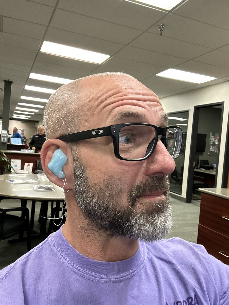 Chris Hawkey tweet media
