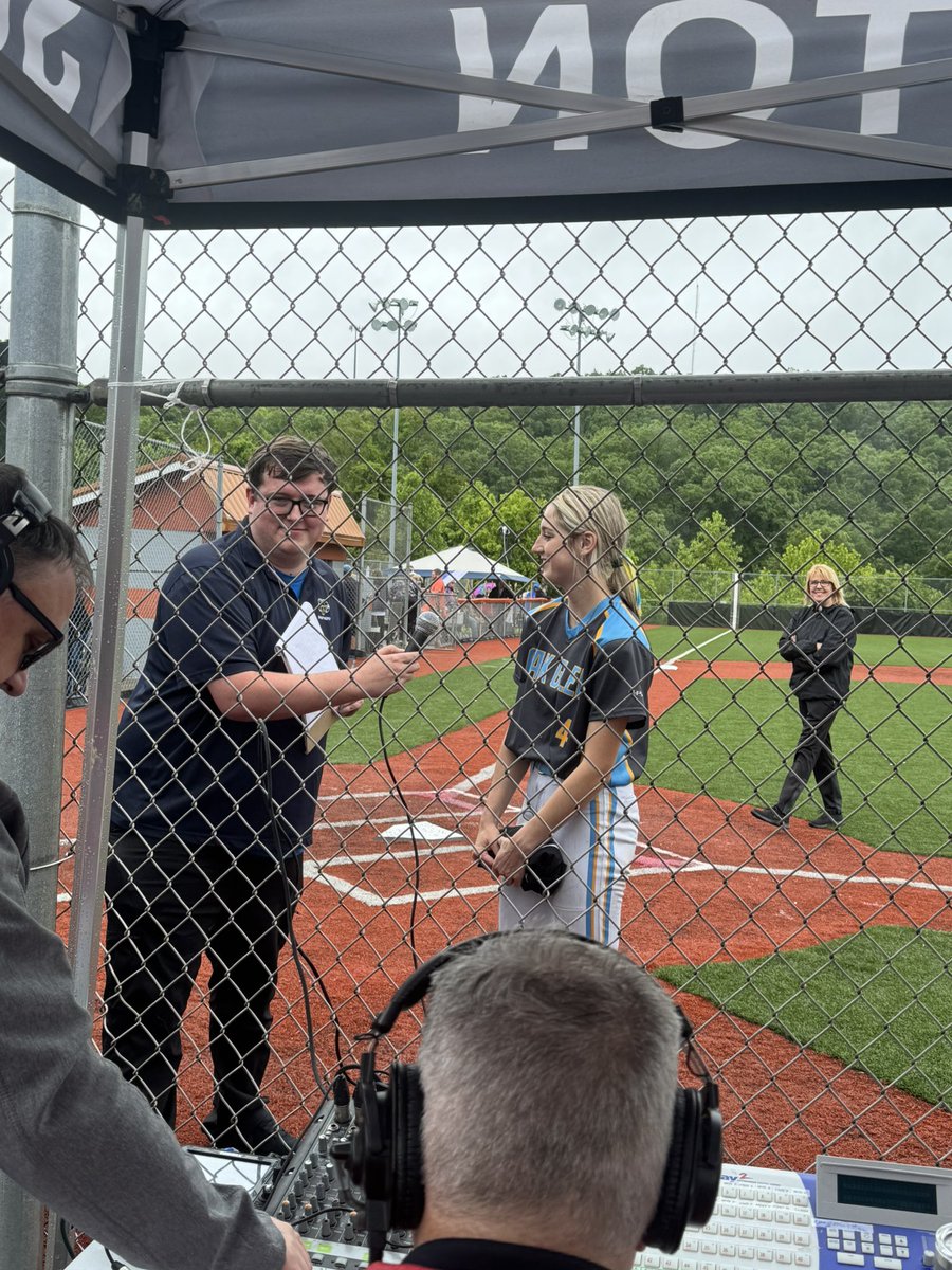 Marcia Walls (@marciawalls12) on Twitter photo MattieGirl, <a href="/mattiec2027/">Mattie Carney</a>, giving an interview after nailing it with her teammates.
Let’s go OGHS 🐻🥎 MattieGirl, <a href="/mattiec2027/">Mattie Carney</a>, giving an interview after nailing it with her teammates.
Let’s go OGHS 🐻🥎