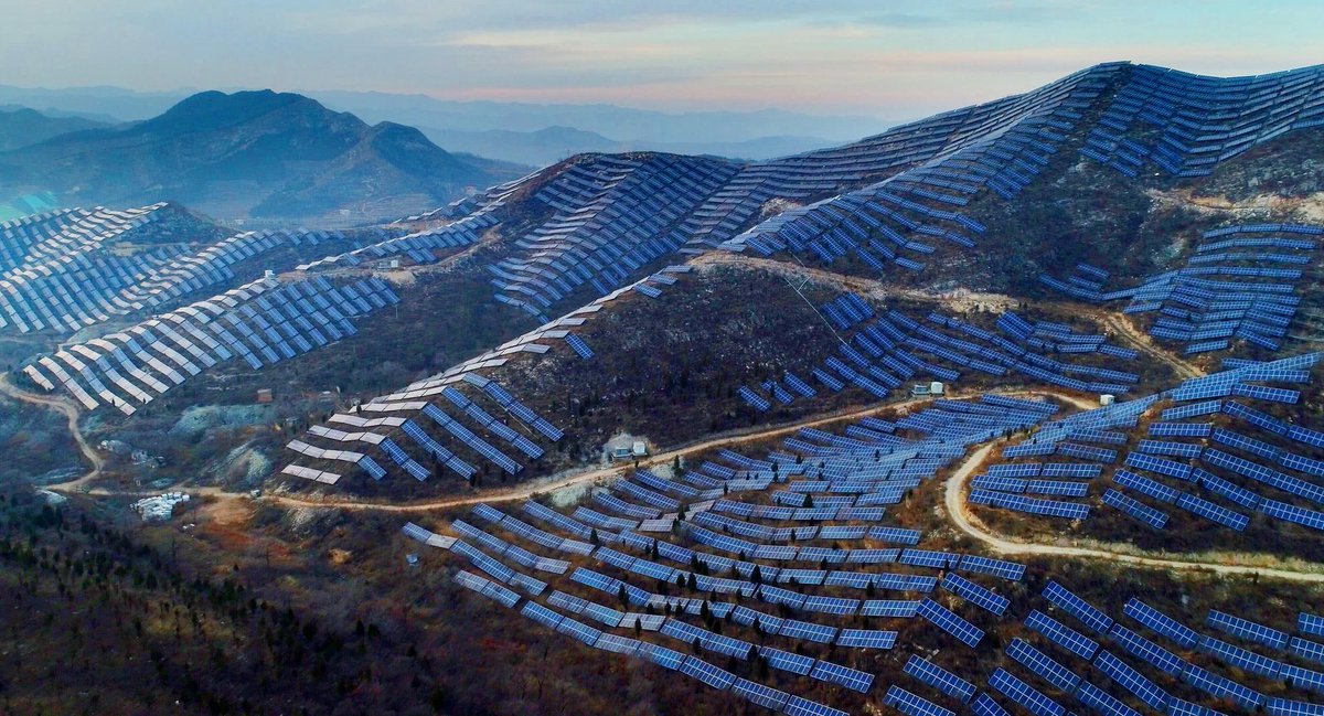 ShuoYangAIR's tweet image. Kardashev 1 or you’re not even trying. @elonmusk Photos of mountains in China. One of them is taken in my hometown.
