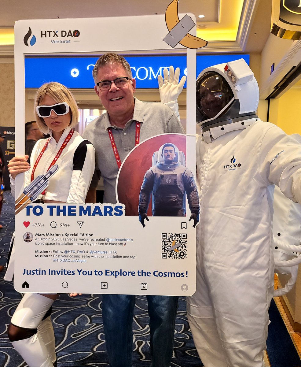 The nice people from <a href="/HTX_Global/">HTX</a> 
Wanted a picture with one of their newest listings: GO $UFD