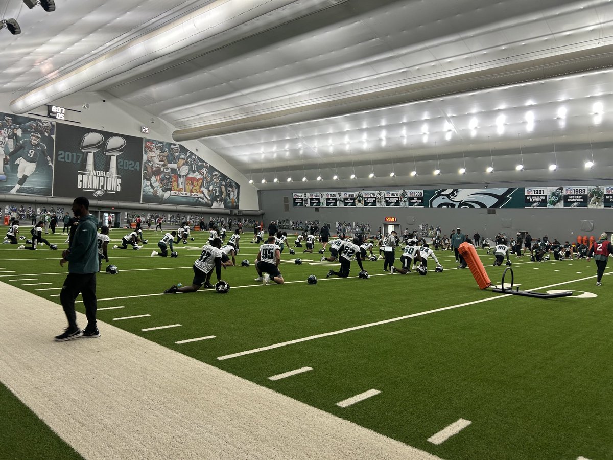 First look at the 2025 #Eagles at practice: