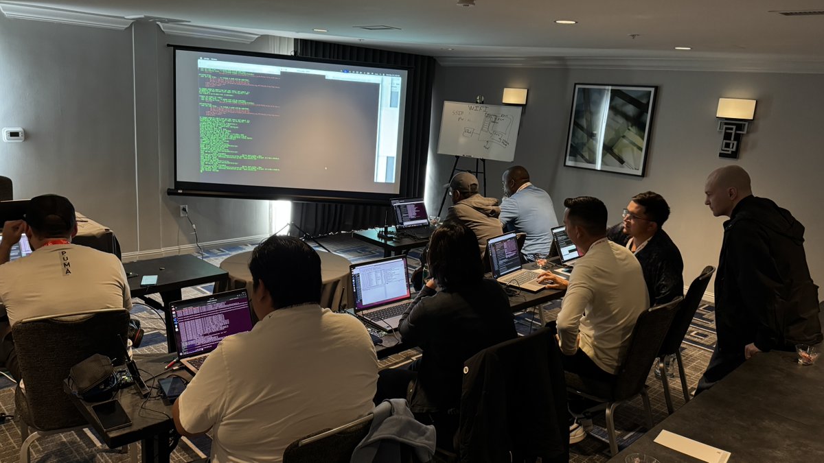 hardwear_io's tweet image. Day2 Training has started of hw_ioUSA2025 !
#BLE #ICReverseEngineering #hypervisor #hw_io