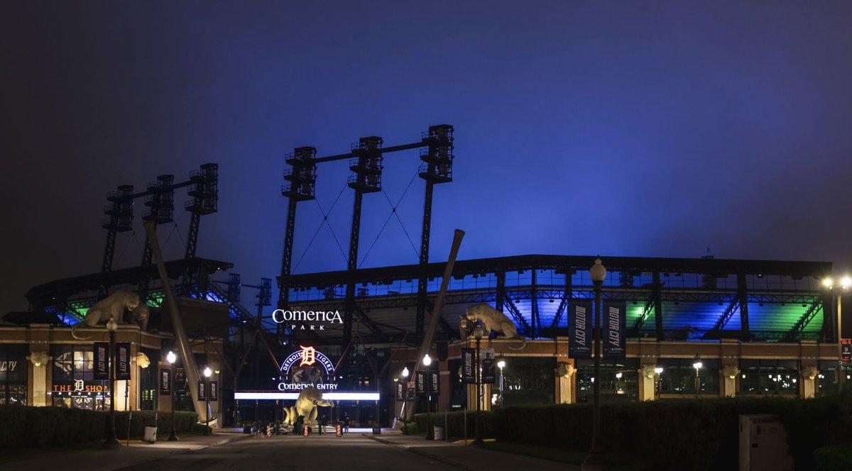 cavsdan's tweet image. During NF Awareness Month, we’ve had the opportunity to shine an even brighter light on Neurofibromatosis (NF), a genetic disorder that took my oldest son’s life two years ago and holds deep meaning for my entire family.
Through the @GilbertFamilyFd and @NFForward, we are…