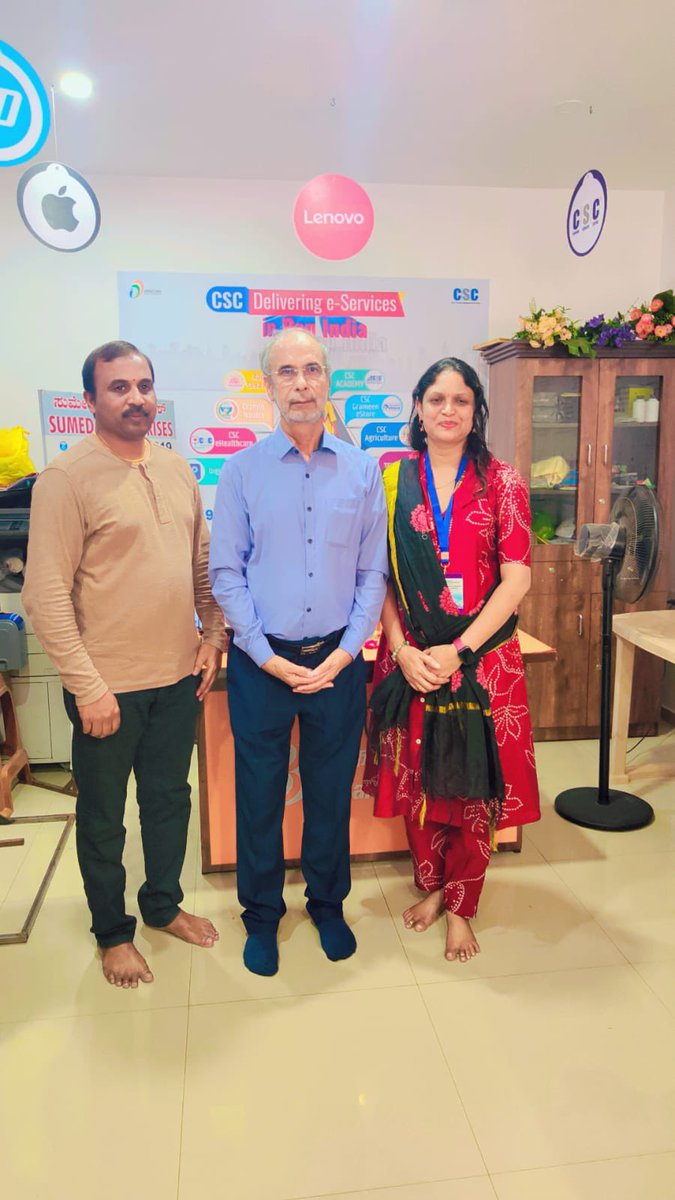 We are very proud and its our privilege to meet EX CSC Md sir Mr Dinesh Thyagi sir in our CSC model Centre in Karnataka