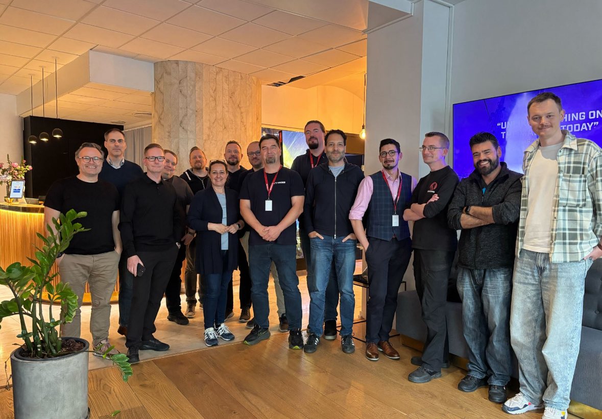 Yesterday I had a chance to meet some of the fine people from Yager. (Spec Ops the line etc) Pretty cool!!!
