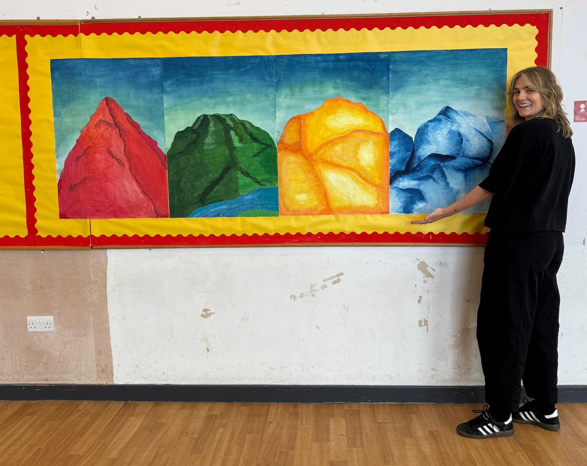 Smithycroft Secondary (@smithycroft282) on Twitter photo Proud to reveal <a href="/WallacewellPS/">Wallacewell Primary School</a> today the artwork from our amazing S3
Brief? Create a house team display in house colours to reflect the mountains of Scotland after which the houses are named….
A proud teacher in Ms McGill
#togetherweflourish Proud to reveal <a href="/WallacewellPS/">Wallacewell Primary School</a> today the artwork from our amazing S3
Brief? Create a house team display in house colours to reflect the mountains of Scotland after which the houses are named….
A proud teacher in Ms McGill
#togetherweflourish