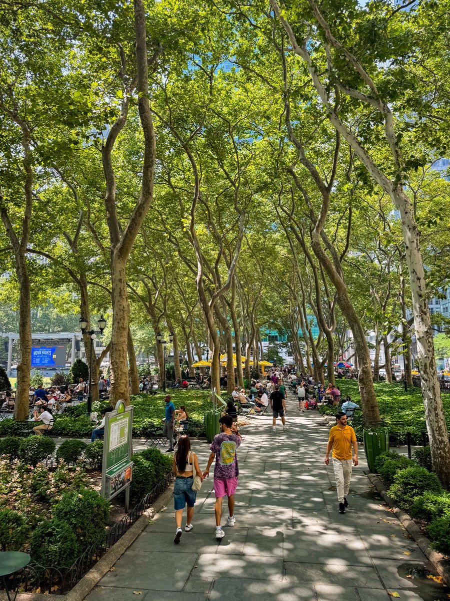 bryantparknyc's tweet photo. Summer is coming ☀️. https://t.co/iHYOZAOB5p