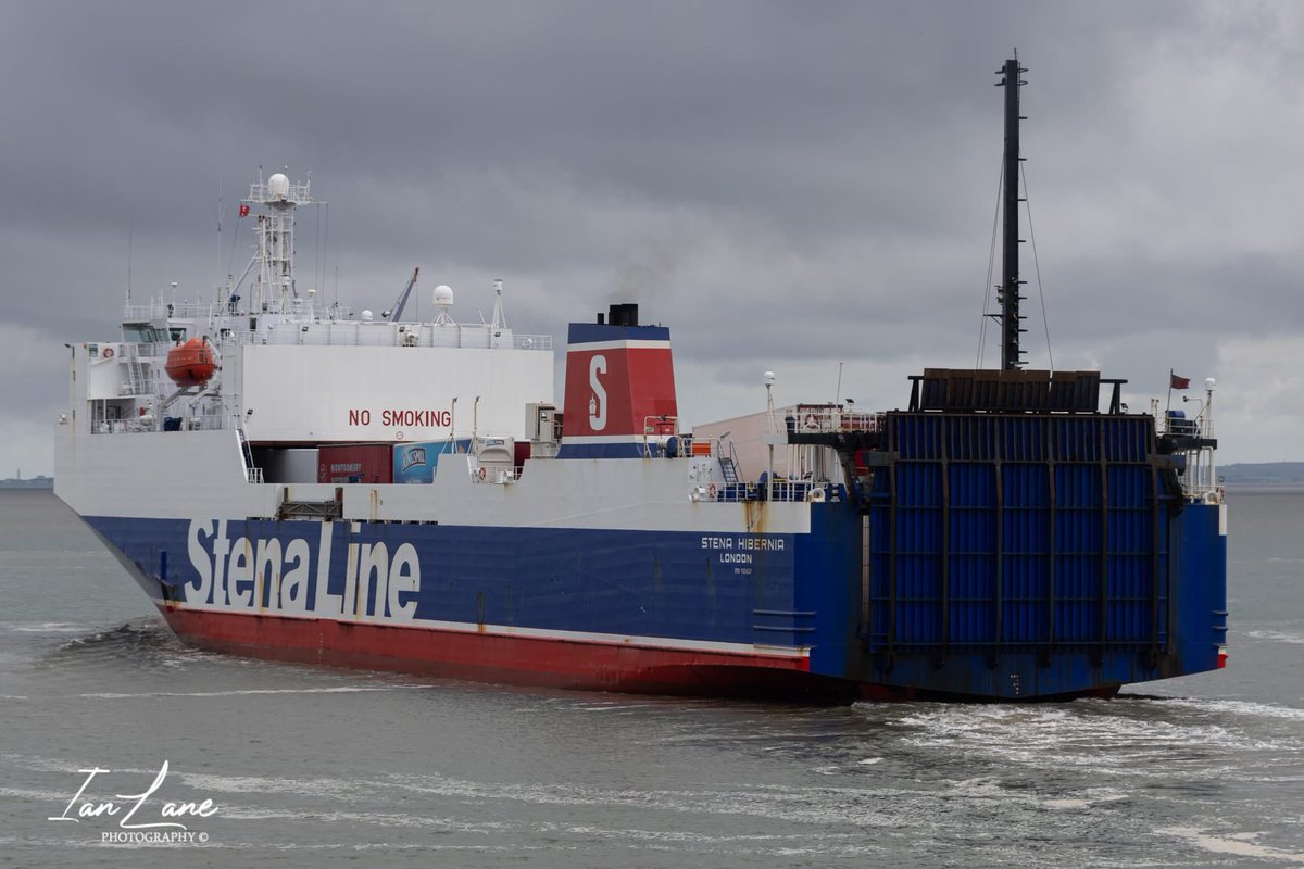 Stena Hibernia slipping out of Heysham with another load of freight bound for Belfast this morning, I'm keen to see as much of these Stena ro-ro ferries before they get replaced by the new hybrid ferries which are currently being constructed.

photos: Ian Lane Photography