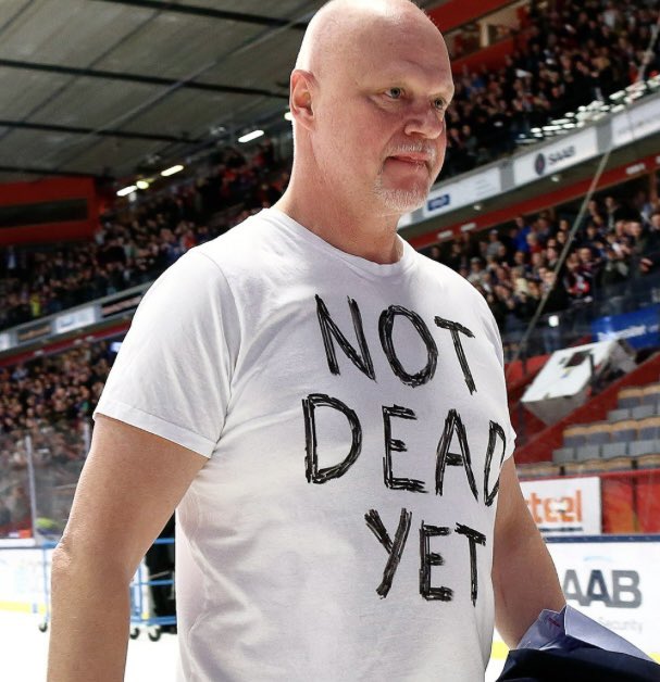 Jag när Q2-rapporten släpps och vi fortfarande inte konkat.