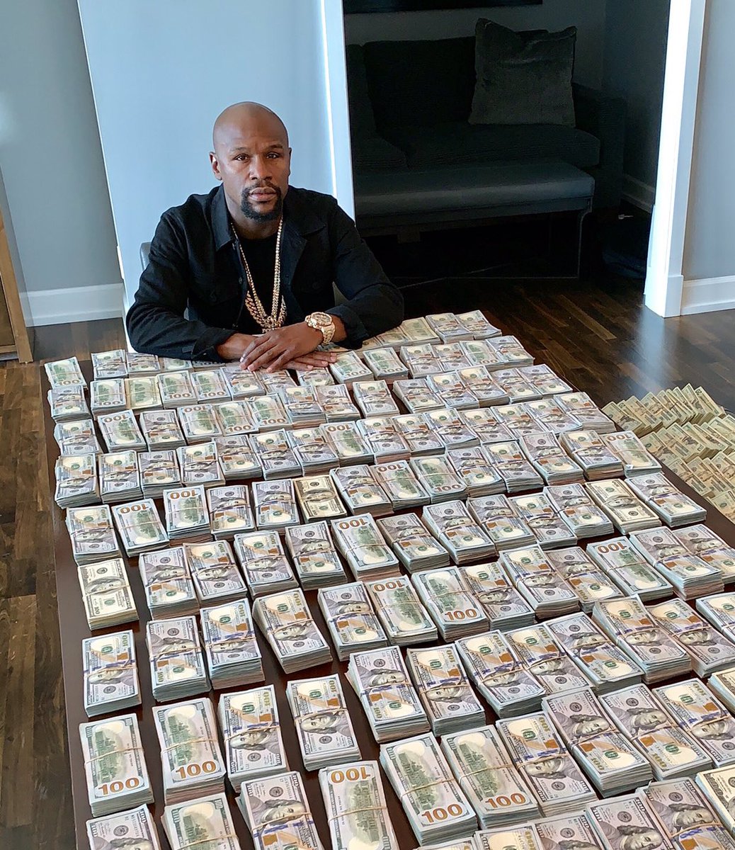 Dexerto's tweet photo. 'The Witcher 3' has officially sold 60 million copies https://t.co/42tNhsJ2wC
