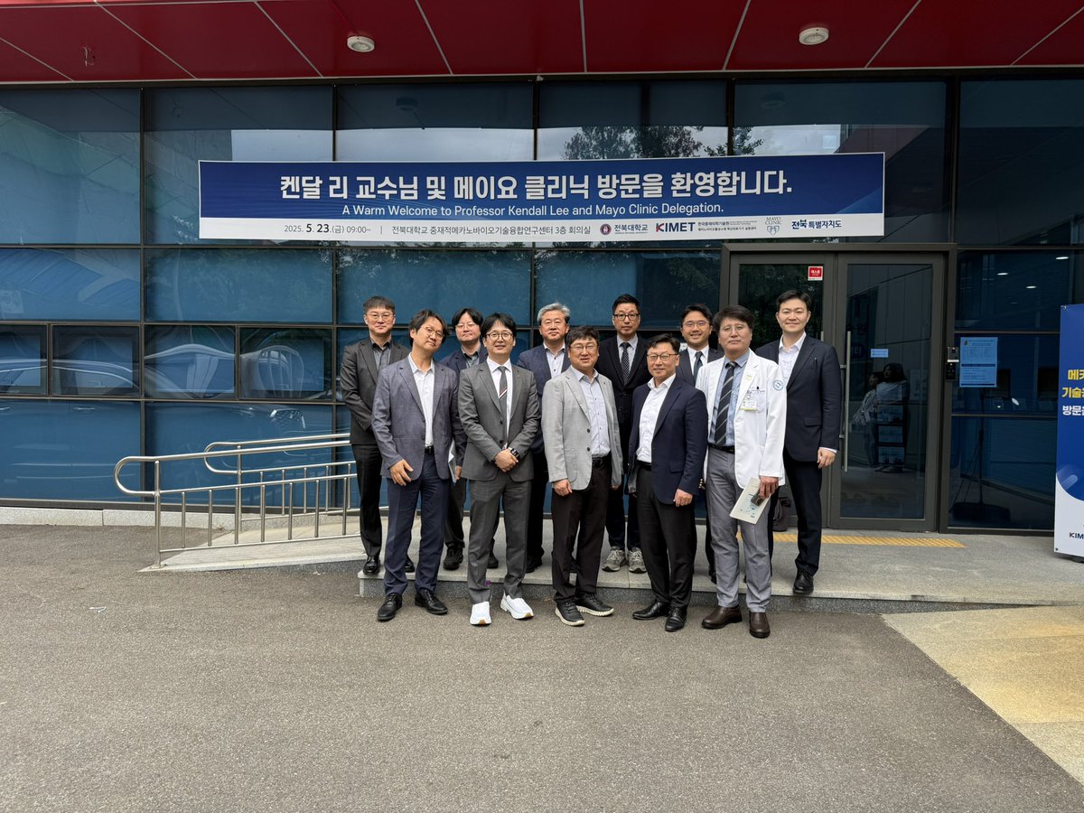 Kendall_Lee1's tweet image. It was an honor to be invited to the province of Jeonbuk in Korea for International recognition of Mayo NEPS lab! @MayoClinicNeuro