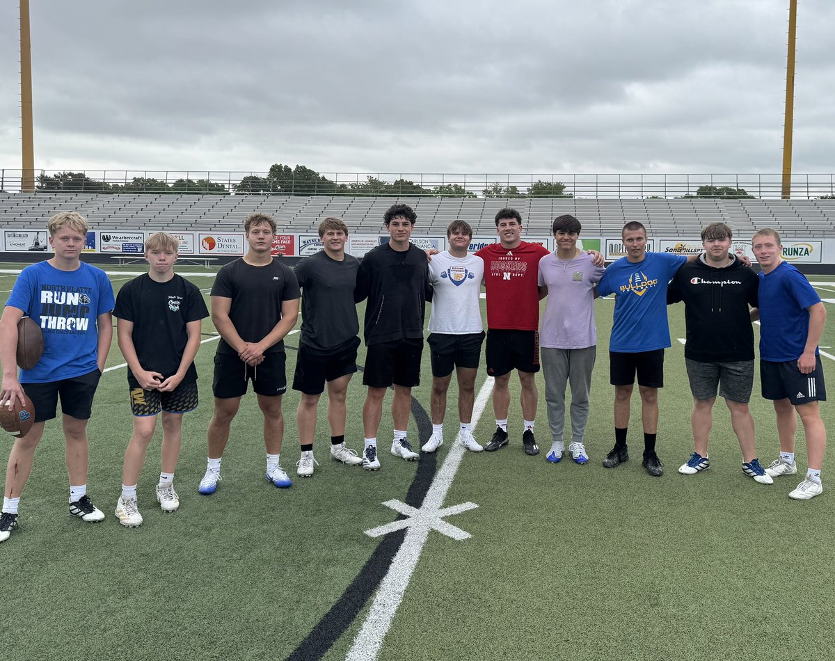 JJM93's tweet photo. Was great to have some of the best to ever do it at North Platte come out and get some work in with our kids for 2 days! Great camp. Always time to work! @genatone_v @KoltenTilford @Calebkinkaid99 https://t.co/rLfbQqu0rf