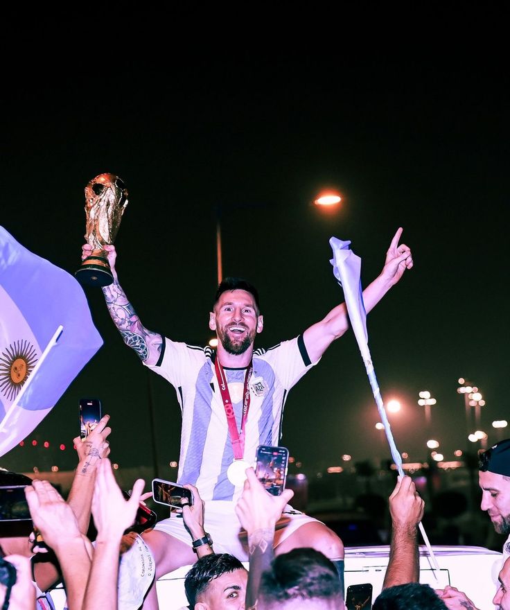 Leo Messi 🔟 Fan Club (@wearemessi) on Twitter photo 