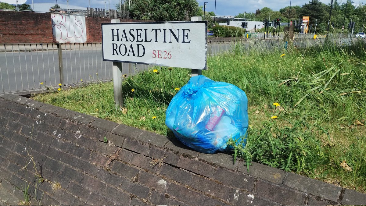 OurBellGreen's tweet photo. Good afternoon Bell Green 🍏. Three bags of litter collected and a polystyrene tray of human faeces dragged out of bushes on Kirtley Road. Left it with the flytipping up the road, as I ain't bagging that up. There are limits. #shit #faeces #litter #rubbish #bellgreen #sydenham https://t.co/MIQwUu4nLM