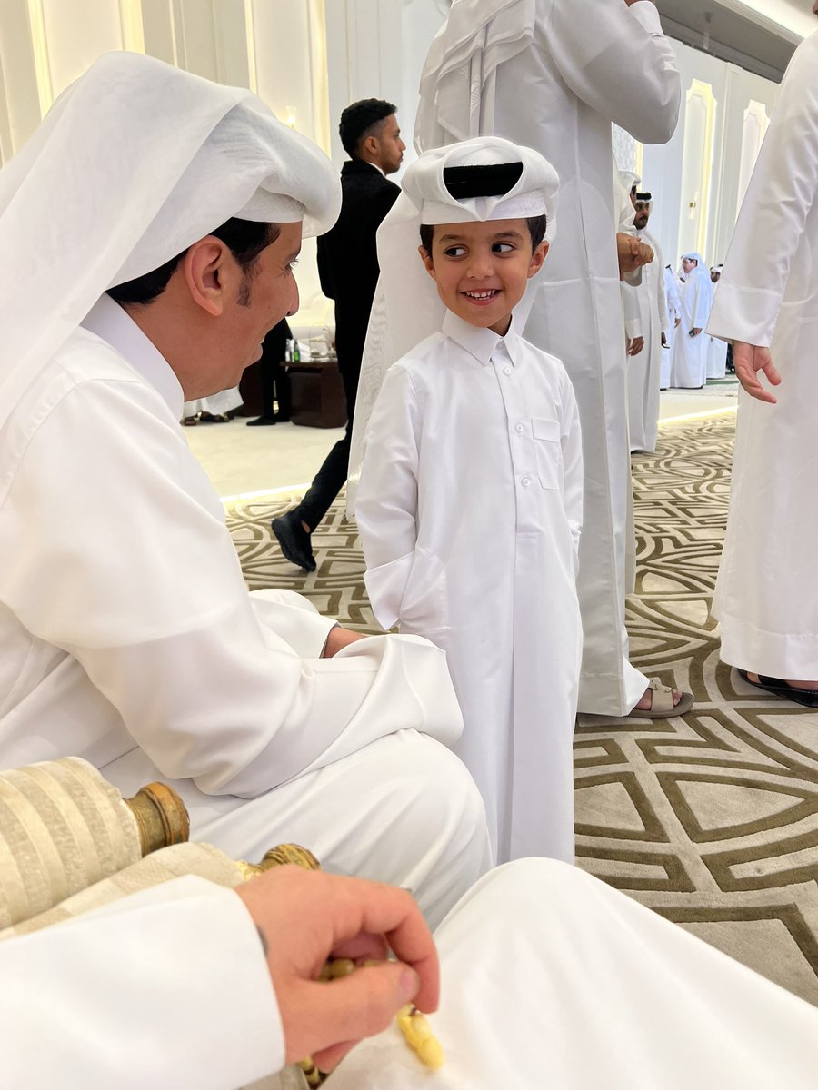llailcf's tweet photo. بسم الله الرحمن الرحيم
الحمد لله الذي بنعمته تتم الصالحات وباسمه نبدأ أجمل اللحظات
في هذا اليوم المبارك يملأ الفرح قلوبنا ونزفّ بكل فخر واعتزاز أسمى التهاني والتبريكات لولد العم الغالي (حمد عيسى بن حيي بوغانم السليطي )بمناسبة زفافه الميمون 
أسأل الله أن يجعل أيامكما سعادة https://t.co/gIT2pC8Pkr