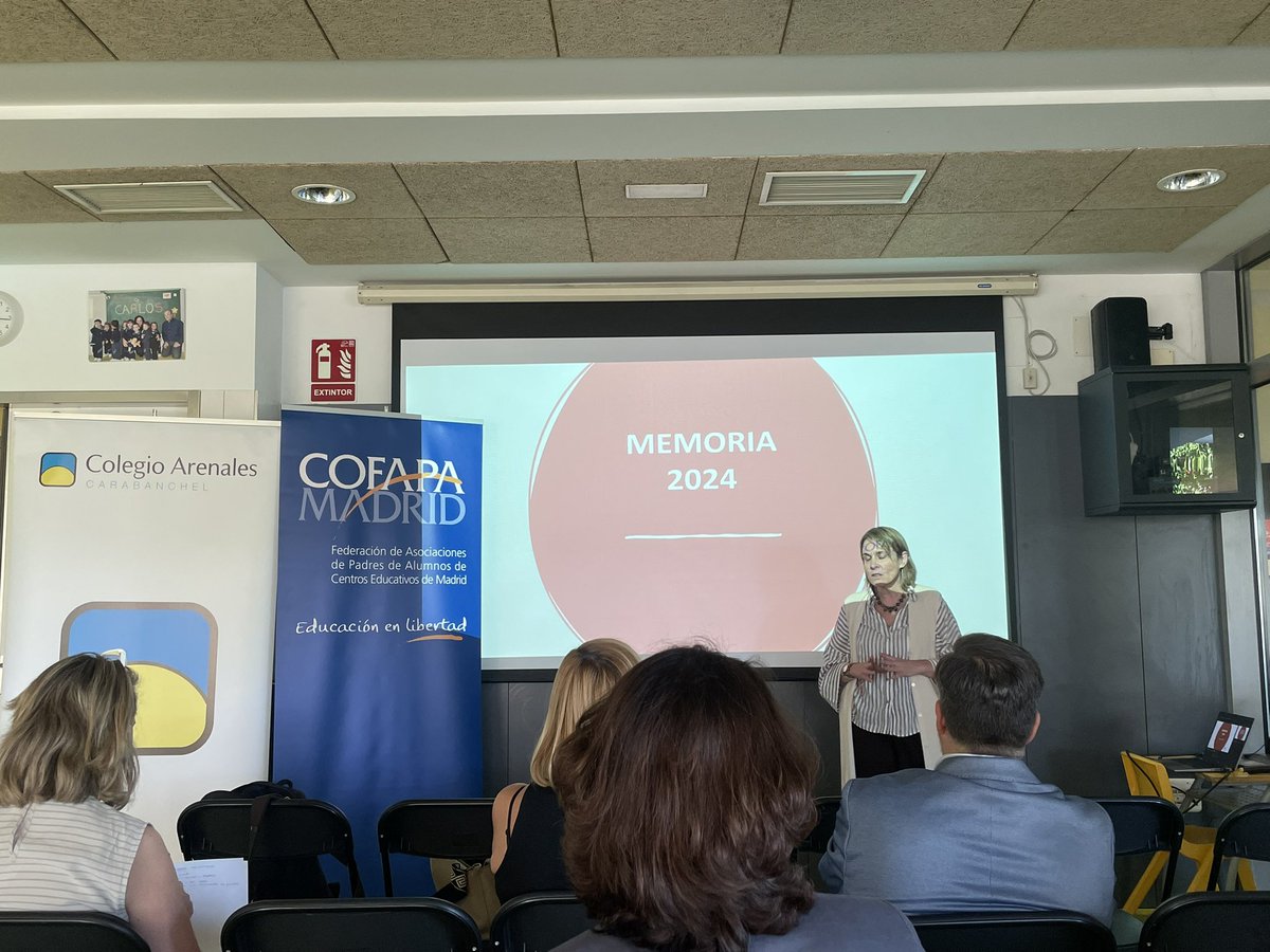 Hoy celebramos nuestra Asamblea Anual en el Colegio Arenales Carabanchel. Gracias a todas las Ampas por vuestra participación. Familias y colegios siempre en el mismo equipo