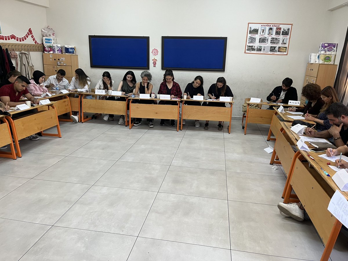 Marmara İlçe’sindeki Öğretmenlere ve Öğrencilere İlk Yardım  Kurs Faliyetlerimiz sırasında İlçe Müdürü Ayfer KAYA’nın nazik ziyaretleri <a href="/tcmeb/">Millî Eğitim Bakanlığı</a> <a href="/meb_dhgm/">Destek Hizmetleri Genel Müdürlüğü</a> <a href="/mebisgb/">İşyeri Sağlık ve Güvenlik Birimi Daire Başkanlığı</a> <a href="/ozkan_meb/">Özkan AVCI</a> <a href="/balikesirmem/">Balıkesir İl Millî Eğitim Müdürlüğü</a> <a href="/MarmaraMem/">Marmara İlçe Milli Eğitim Müdürlüğü</a> <a href="/balikesirisgb/">Balıkesir İl MEM İşyeri Sağlık ve Güvenlik Birimi</a> <a href="/iznikpancarci/">Berrin PANCARCI</a>