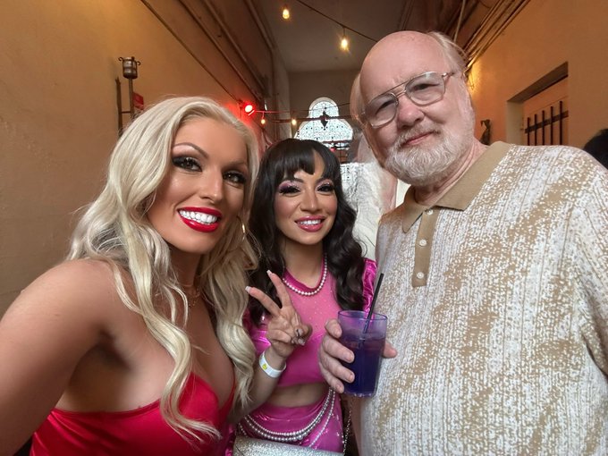 Watch Sasha Pearl's leaked NSFW photo on TwXstars