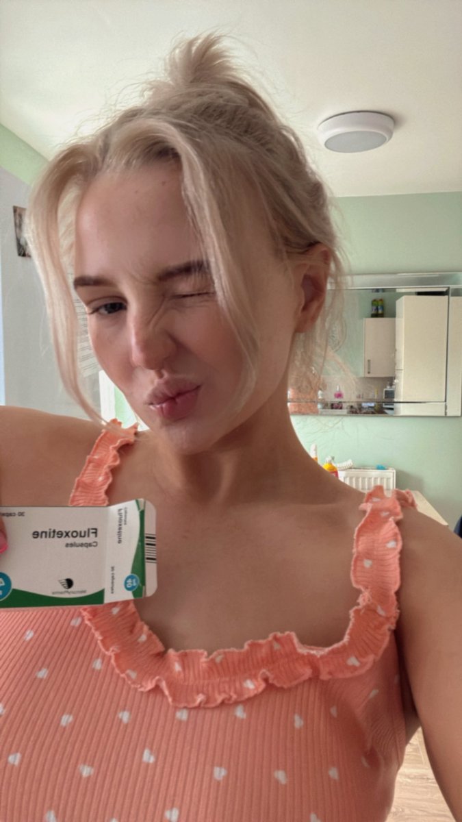 blondehun tweet media