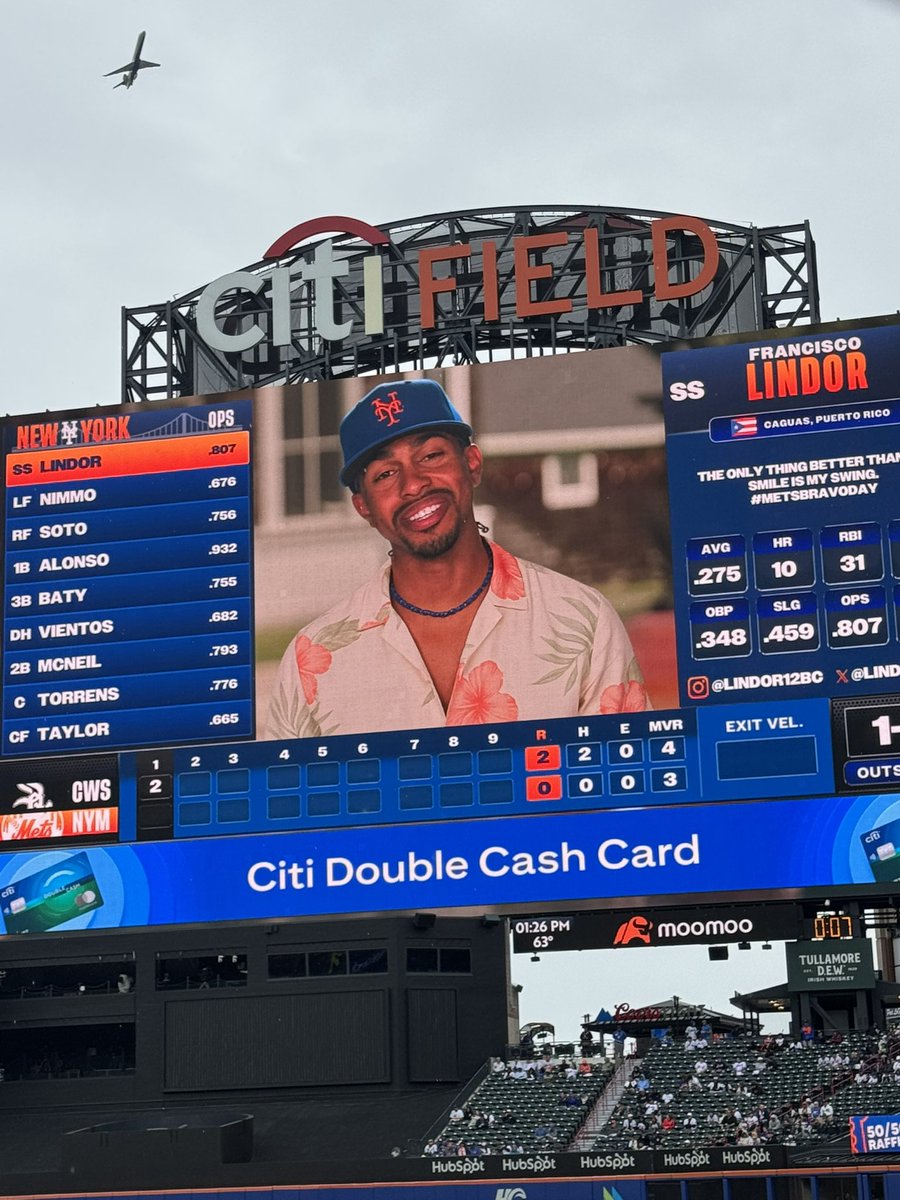 SNY_Mets's tweet photo. It’s Bravo Day at Citi Field https://t.co/pe2Mw28706