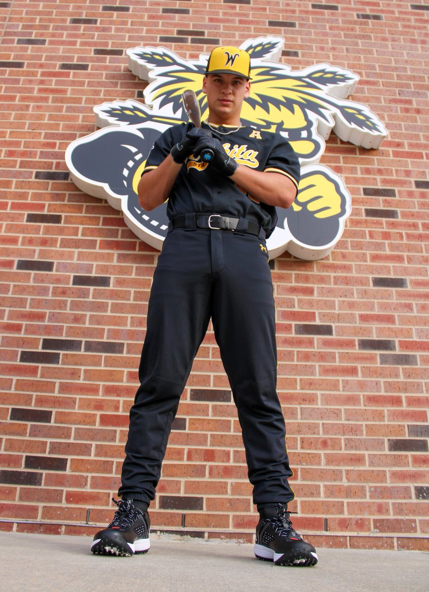 A future Shocker rewriting the record books 📚

Blinn catcher Ethan Gonzales just set the record for highest batting average at the NJCAA D1 World Series, going 14-for-20 (.700) with 3 home runs and 10 RBI 💪