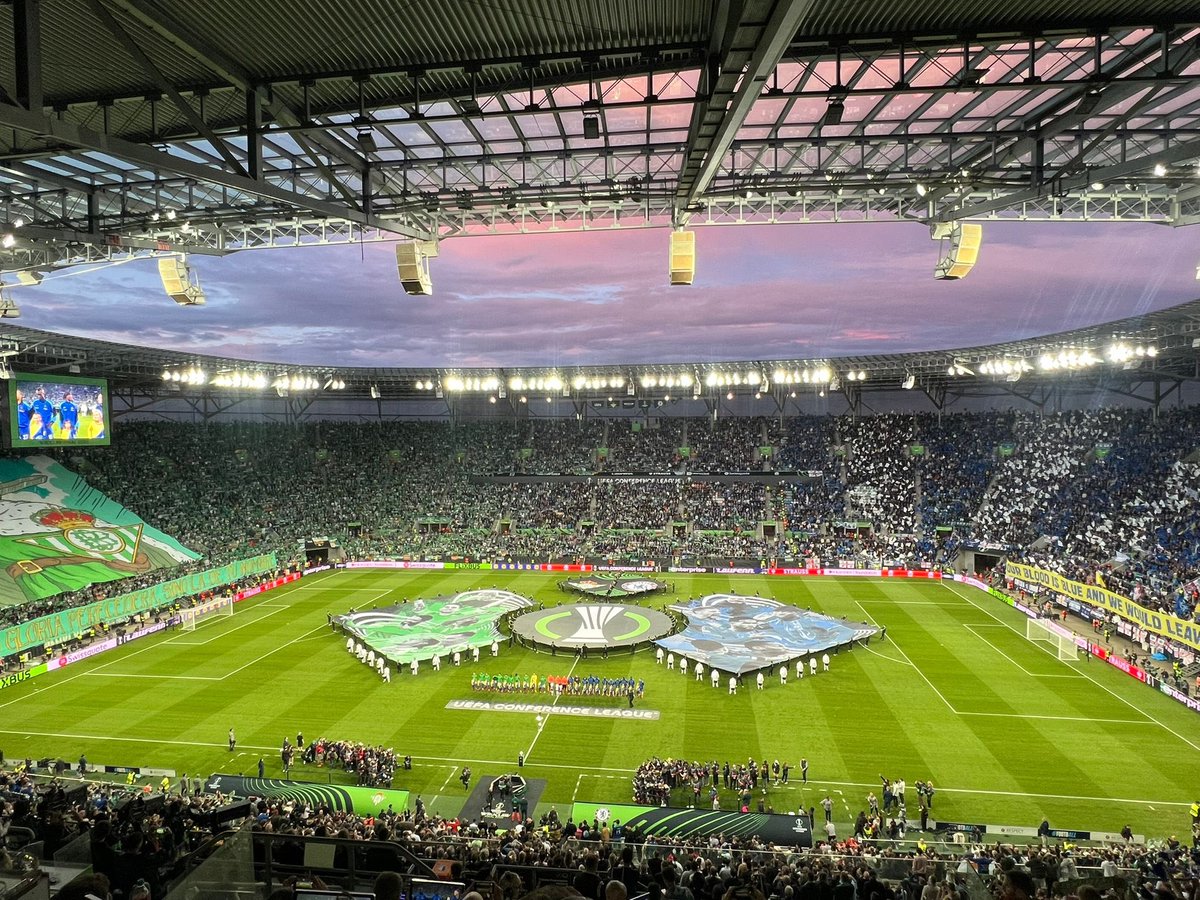 AlanMarchSport's tweet photo. Another #UEFA game for our amazing #AudioDescription team.
@hope_bradley bringing the game to life for Blind and vision impaired fans for the #UELfinal https://t.co/Tqg9zz4qii