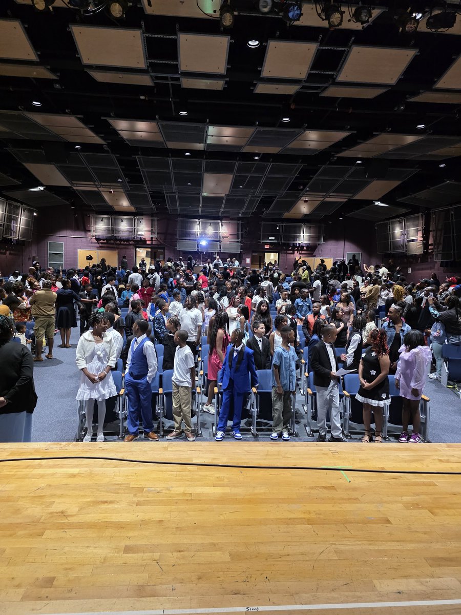 Congratulations to the 5th grade class at Glen Lea Elementary. You will do amazing things in the middle school. Give it all you got!! They gave me the energy to start my busy day. <a href="/AliJamesGordon/">James Gordon</a> keep up the great work! 🦁