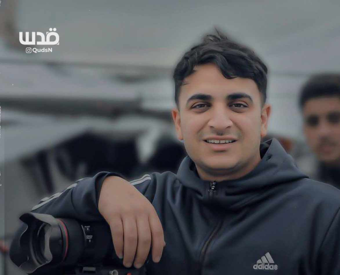 The israelis have just killed journalist Moataz Rajab in a missile strike targeting a civilian vehicle on Al-Nafaq Street in Gaza City: 3 killed