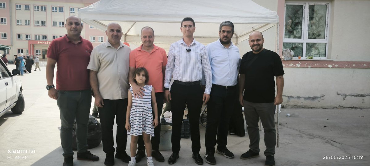 MuhammedERCAN33's tweet photo. NEHİRDEN DENİZE 
ÖZGÜR FİLİSTİN ...

Bir yanımız Gazze
Bir Yanımız Kudüs...
Mersin Anadolu İmam Hatip Lisesi 
Özgür Filistin Özgür Kudüs Programımız 
@ertgrlyldz63 @_aliyalcin_ @EgitimBirSen https://t.co/yDoOiiP6bc