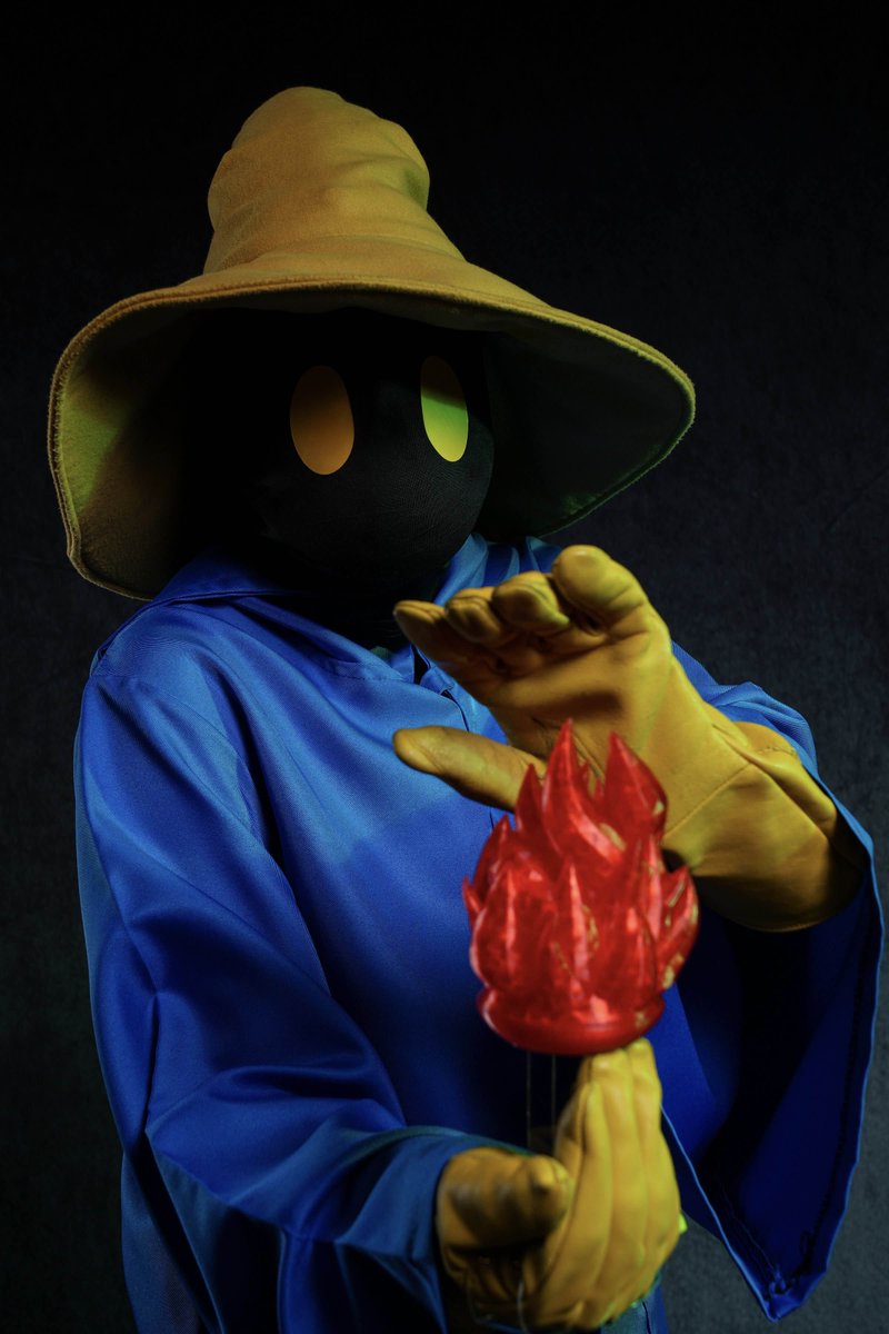 ScoobGoob's tweet image. [Repost from Instagram] - New photos of my Final Fantasy Black Mage Cosplay!

Huge thanks to @the_variant_ for the amazing opportunity to do a professional photoshoot at @animazement ! 

The photos turned out absolutely incredible! ✨
#FinalFantasy #animazement2025