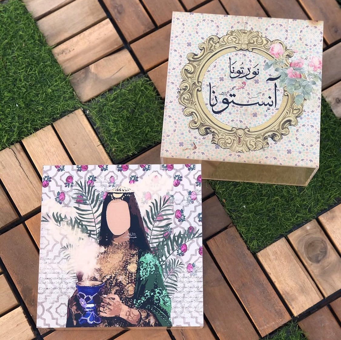 AsjdHome's tweet photo. ماشاء الله وبارك 🌟
من تصاميمنا السابقه 
دمج  #التراث و #الخط_العربي بالمنتجات🌿
#عسجد
#علامة_تجارية_سعودية 
#المنطقة_الشرقية #فنون
#تصميم #ديزاين #منتج_وطني #صنع_في_السعودية #عسجد_شريك_نجاح #هدايا #عربي #made_in_saudi #خشبيات #مباخر #رسم #مدربة #خشب #تدريب #طباعه #تطريز_تقليدي https://t.co/efqSZW4g14