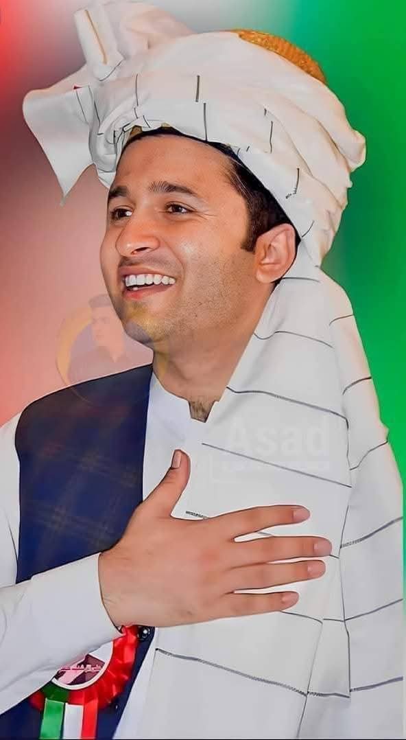 SAGARDAWAR15's tweet photo. ایک خوشحال خان کاکڑ ہے اکیلا جس سے پورے پاکستان کی بنیادیں ہل رہی ہے
 #NA251Manipulation https://t.co/X9UKnew1a4