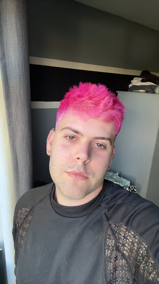 Pink hair don’t care! #pinkhair